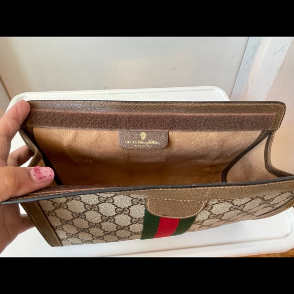 Authentic Gucci Vintage Clutch - Picture 11 of 14